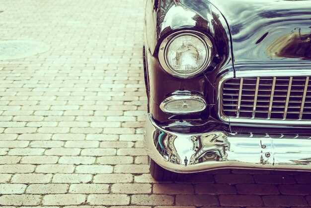 Técnicas de iluminación para resaltar coches clásicos en diversos fondos
